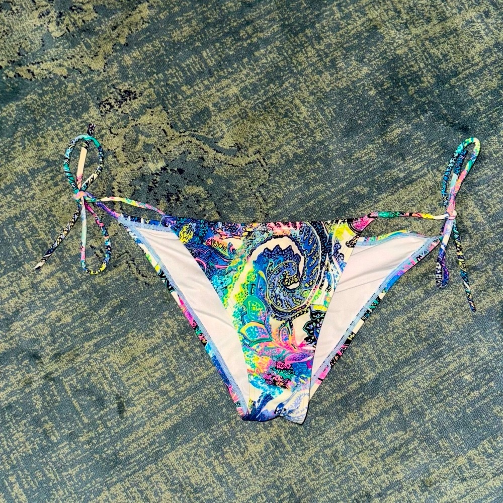 Victoria’s Secret Vintage Paisley Bikini Bottom